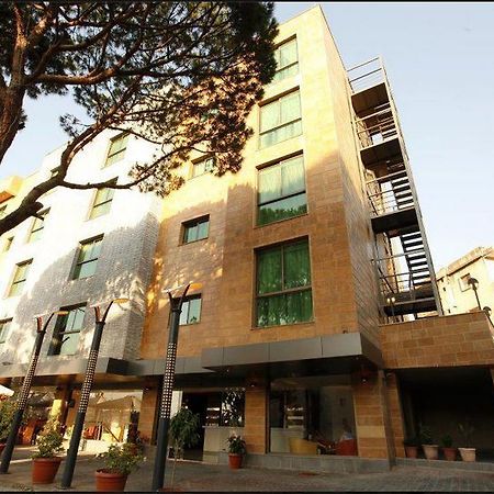 Le Noble Hotel Zouk El Kharab Exterior photo